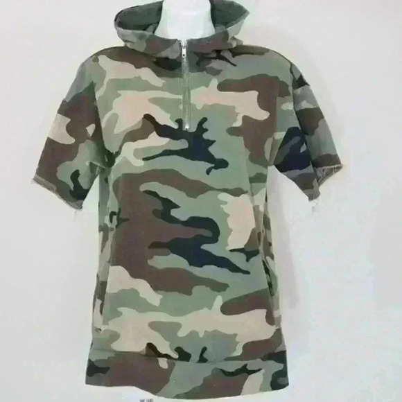 PACSUN Mens Camo Print Short Sleeve Hooded Sweater - Picture 1 of 6